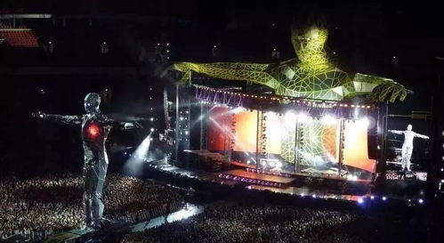 英國舞臺設(shè)計界鬼才Es Devlin 從Aplus藝術(shù)教育看其服裝節(jié)的跨界魔力